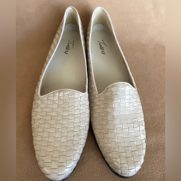 TROTTERS Liz Woven Leather Slip-On Loafers Bone Ivory White Narrow size 13AAA - Picture 2 of 14